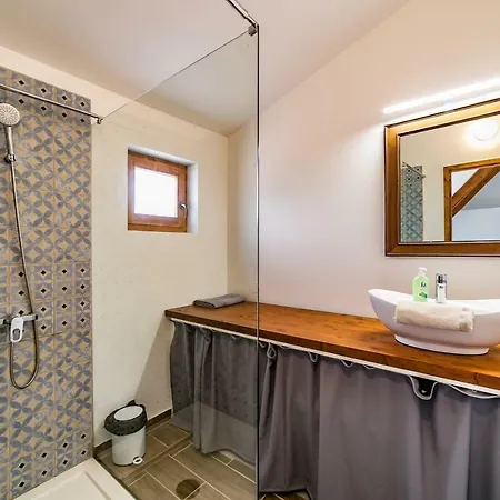 Birtok Kesei Szueret Apartmanhaz