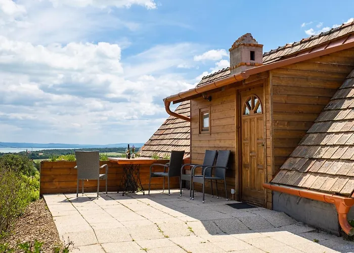 Birtok Kesei Szueret Apartmanhaz Apartment Tagyon