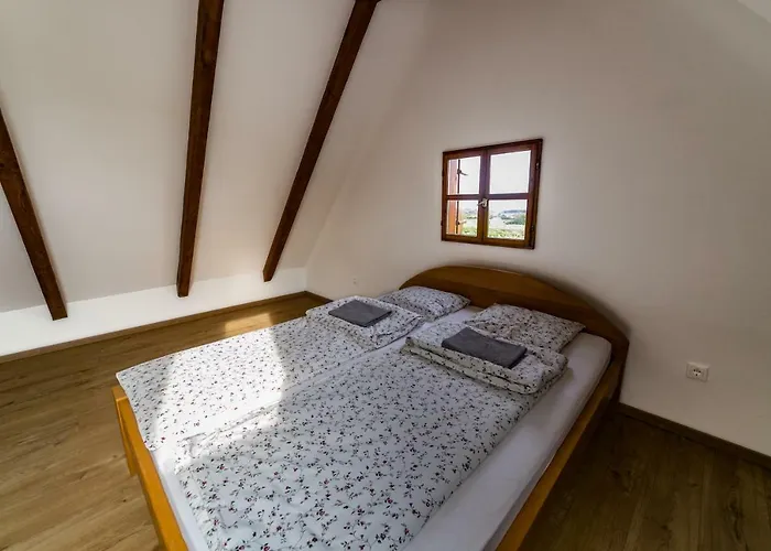 Birtok Kesei Szueret Apartmanhaz * Tagyon